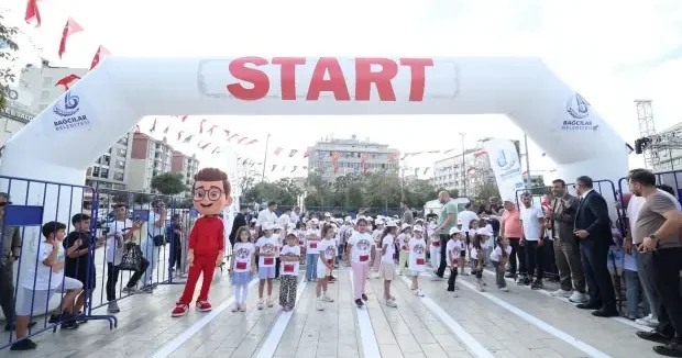 İstanbul haberleri Bağcılar Belediyesi, Çocuk Şöleni ve Maratonu na ev sahipliği yaptı 15 Eylül 2025