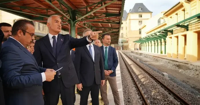 Tarihi Haydarpaşa Garı, Anadolu Yakası nın yeni kültür ve sanat merkezine dönüşecek