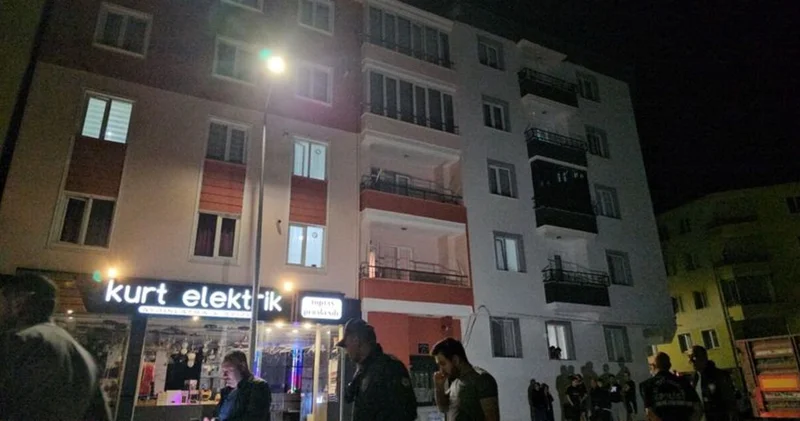 Çorum da bir apartmana pompalı tüfekle ateş ettikten sonra kaçan iki kadın aranıyor Güncel haberler