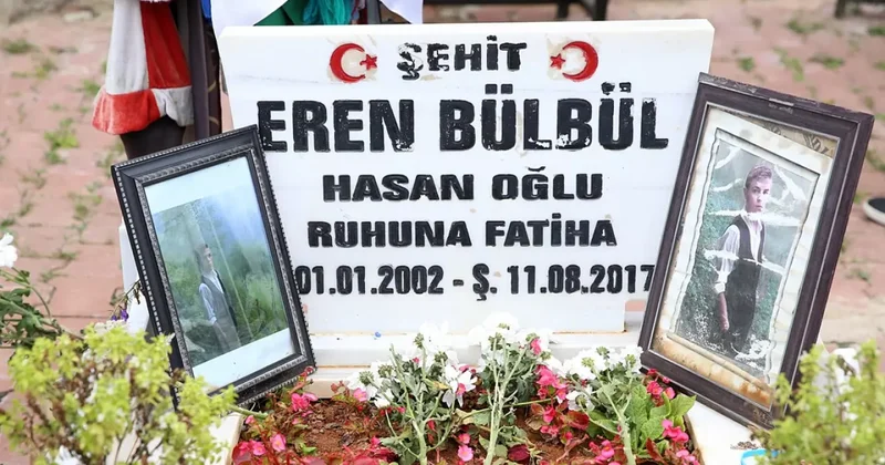 Ampute Futbol Milli Takımı kupayı Şehit Eren Bülbül ve annesine ithaf etti