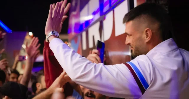 Trabzonspor dan taraftarına teşekkür: Karanlık geceyi aydınlattılar Futbol Haberleri