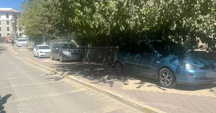 Adıyaman’da kaldırımlar otoparka döndü