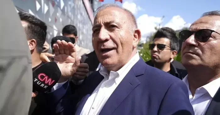 Kurultay davasının ertelenmesi sonrası Gürsel Tekin den açıklama! Hayırlı, uğurlu olsun