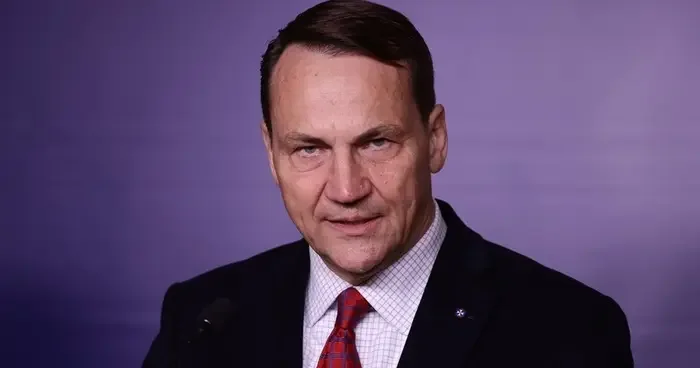 Polonya Dışişleri Bakanı Sikorski, Rusya nın İHA ihlalleriyle NATO’yu test ettiğini söyledi