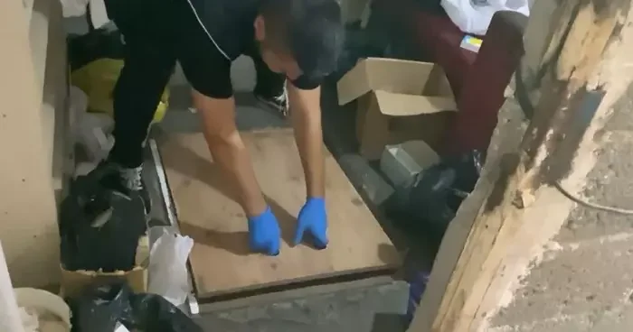 Depoya çevrilmiş gizli bölmeden çıkanlar şaşkına çevirdi: 2 gözaltı!