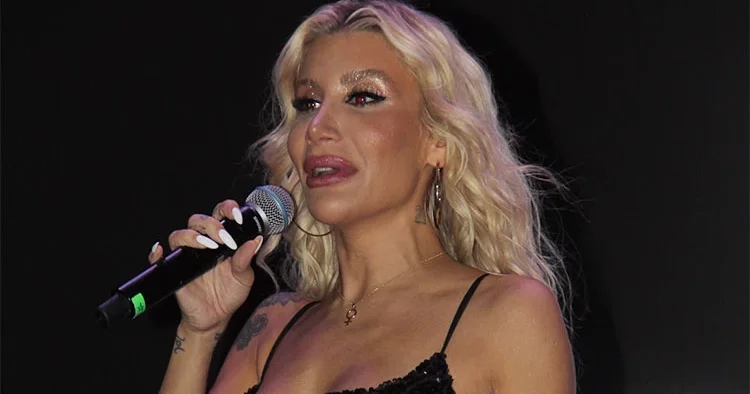 İrem Derici yaşadığı kazayı anlattı: Çok korkunçtu 40 dikiş atıldı