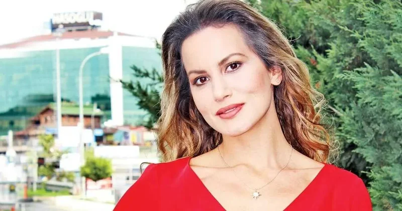 Yıldız Asyalı 3. kez evlendi: Eşi bakın kim çıktı?