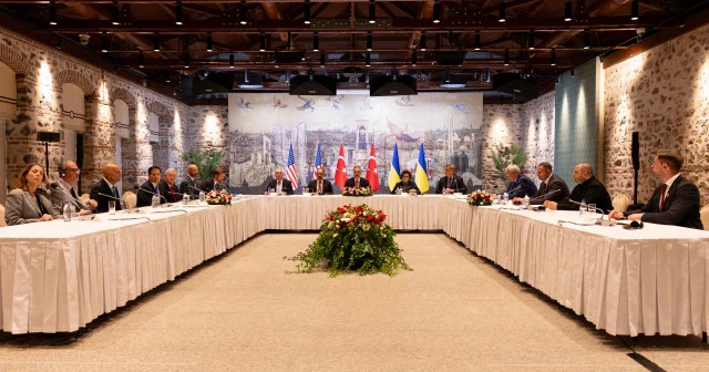Dünyanın gözü İstanbul da: Ukrayna Rusya arasında barış görüşmeleri devam ediyor Gündem Haberleri