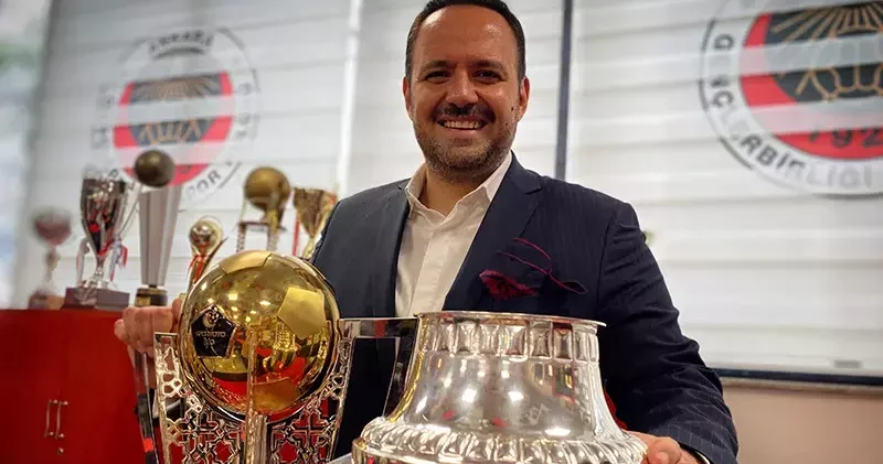 Dünyaca ünlü tenor Murat Karahan: Gençlerbirliği için yeni marş yolda