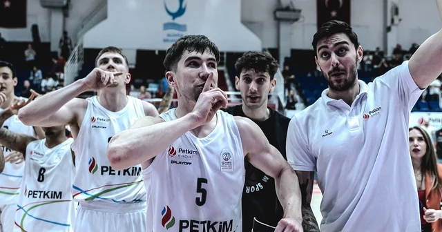 Petkimspor Play In ve Avrupa için parkede İzmir Haberleri