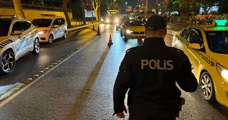 İstanbul da huzur denetimleri: Binden fazla kişi yakalandı