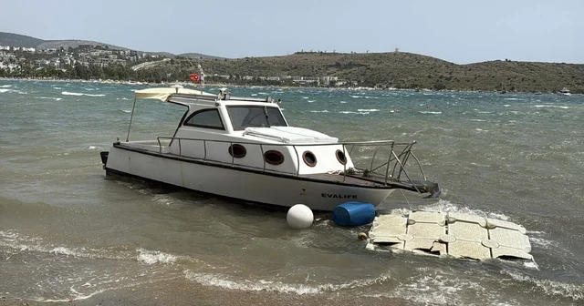 Bodrum da fırtına; 10 tekne karaya oturdu Muğla Haberleri