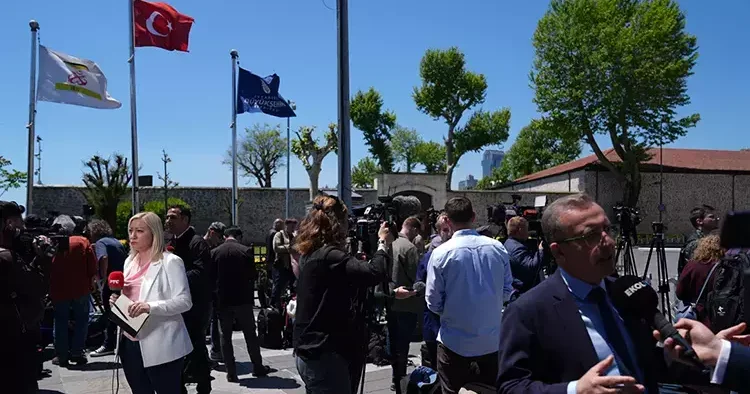 Son dakika... Dünyanın gözü İstanbul da: Ukrayna ve Rusya, Türkiye nin arabuluculuğunda görüşecek