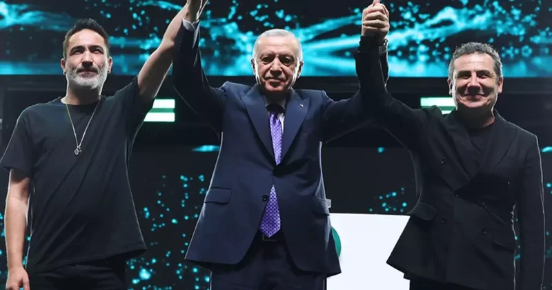 Sagopa Kajmer ve Ferhat Göçer, Erdoğan ın katıldığı GENÇFEST te sahne aldı