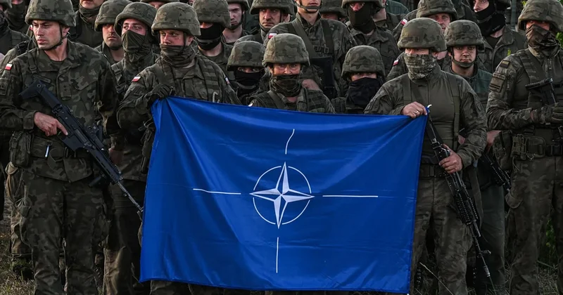 ABD Dışişleri Bakanı: NATO ülkeleri ordu harcamalarını yüzde 5 e çıkartacak Sözcü Gazetesi
