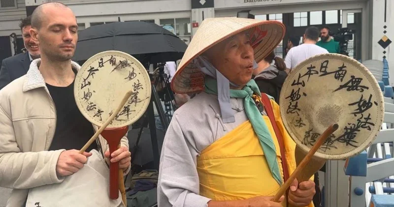 Japon barış elçisi Dolmabahçe de dua etti