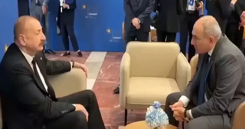 Paşinyan ın Aliyev karşısındaki hali alay konusu oldu! Süt dökmüş kedi gibi...