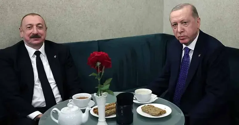 Cumhurbaşkanı Erdoğan, Azerbaycan Cumhurbaşkanı Aliyev ile bir araya geldi
