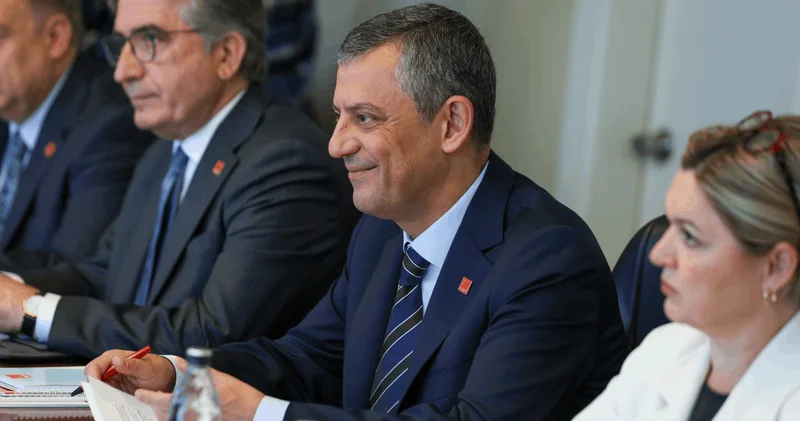 CHP den flaş transfer hamlesi! Milletvekili sayısı 135 e çıkıyor