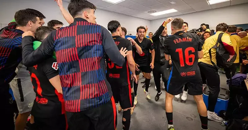 Barcelona secured their 28th La Liga title with a derby win!