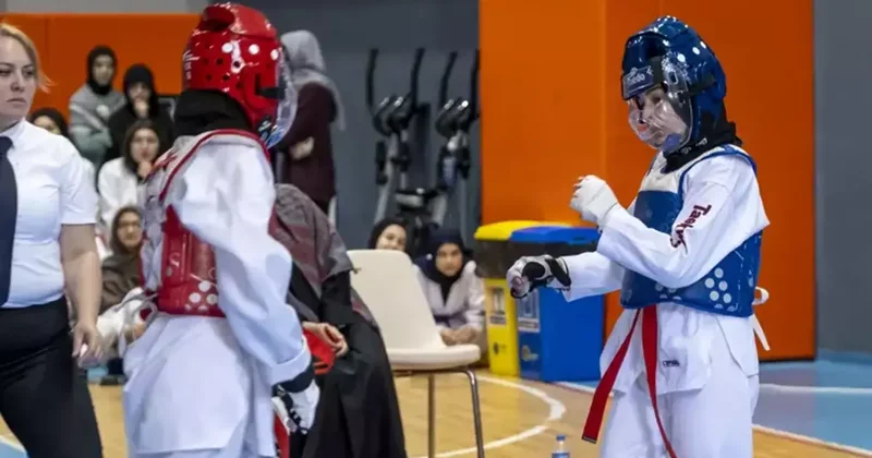 TÜRGEV Ortaöğretim Yurtlar Arası Teakwondo Turnuvası nefes kesti Spor Haberleri