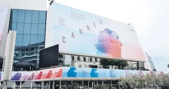 TUBA KALÇIK Cannes görgüsüzlüğe geçit vermedi