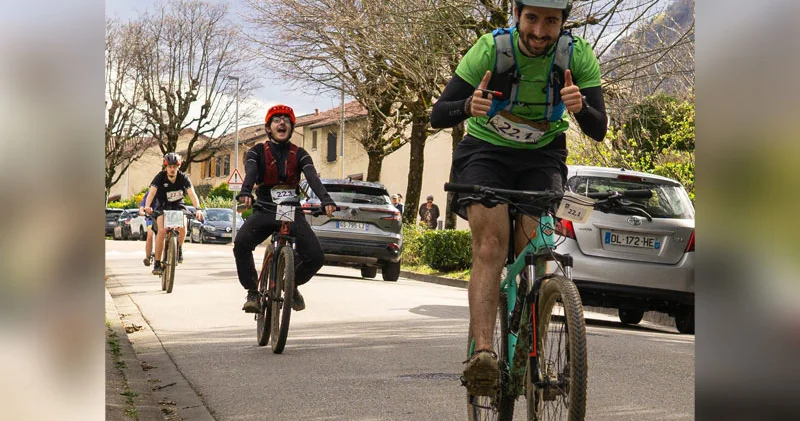 Topkapı Okulu için Fransa’dan Türkiye’ye pedal çevirecek Agos