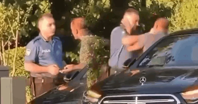 Polis ile sürücü arasındaki yumruklu kavgaya emniyetten açıklama