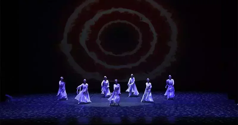 İstanbul Maarif Orkestrası ve Halk Dansları Topluluğu, AKM’de sanatseverlerle buluştu