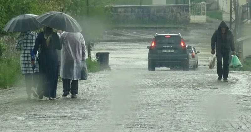 Son dakika haberi: Meteoroloji den Karadeniz için sağanak yağmur uyarısı 16 Haziran Hava Durumu Son dakika haberleri