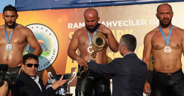 Orhan Okulu Sekapark’ta altın kemerin sahibi oldu Güreş Haberleri