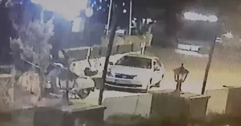 Büyükçekmece de eğlenmeye gittiği mekanda hesabı fazla buldu; tartıştığı müdürü silahla vurdu