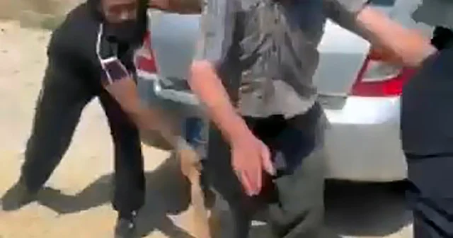 Gençleri dövüp serbest kalan şüpheli, mahalledeki başka bir kişiyi de darbetmiş Adana Haberleri