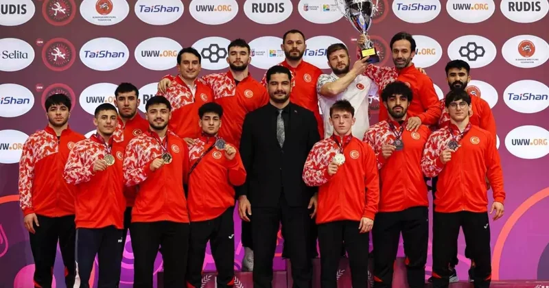 Savaş nedeniyle mahsur kalmışlardı: Güreş takımından haber var