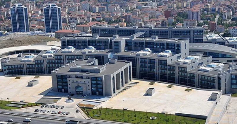 İstanbul da ilginç olay: Sahte evrakla dolandırıcılık yapan avukat adliyede yakalandı Sözcü Gazetesi