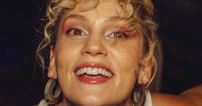 Farah Zeynep Abdullah tan Sperm bankası itirafı: Babamın tavsiyesi Sözcü Gazetesi