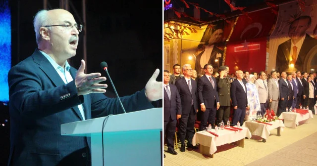 Adana da Demokrasi Nöbeti tutuldu, şehitler dualarla anıldı Adana Haberleri