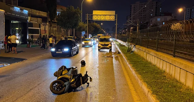 Adana da otomobille çarpışan motosikletteki bir kişi öldü, bir kişi yaralandı Adana Haberleri