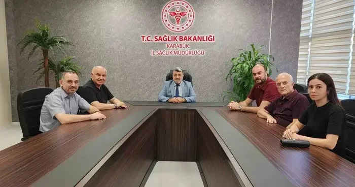 Karabük’te sağlık yöneticilerinin sözleşmeleri yenilendi