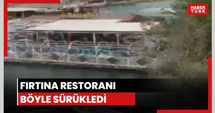 Halatları kopan restoran sürüklendi