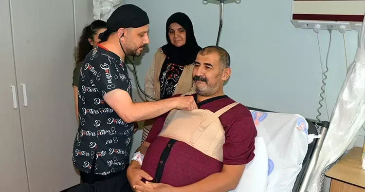 Doktorlar mucizevi olay diye anlattı! Kahramanmaraşlı vatandaşın kalbinden çıkarıldı: 10 santim büyüklüğündeydi... 20 yaş gençleşmiş hissettim
