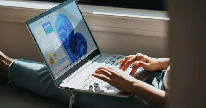 Kullanıcılara müjde! Windows 11 e pil ömrünü artıran özellik geliyor