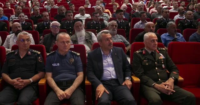 Rize de Zaferin Adı Türkiye konferansı düzenlendi Rize Haberleri