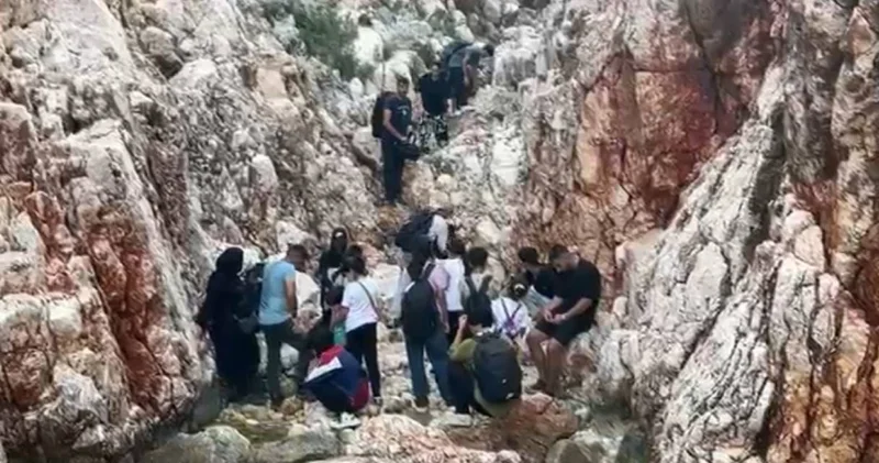 21 kaçak Afgan göçmen Antalya da yakalandı