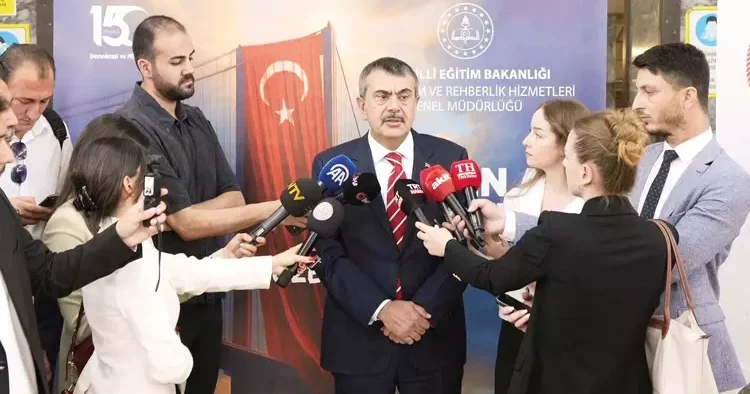 Tekin’den LGS yanıtı: Sınavın namusu bize emanet