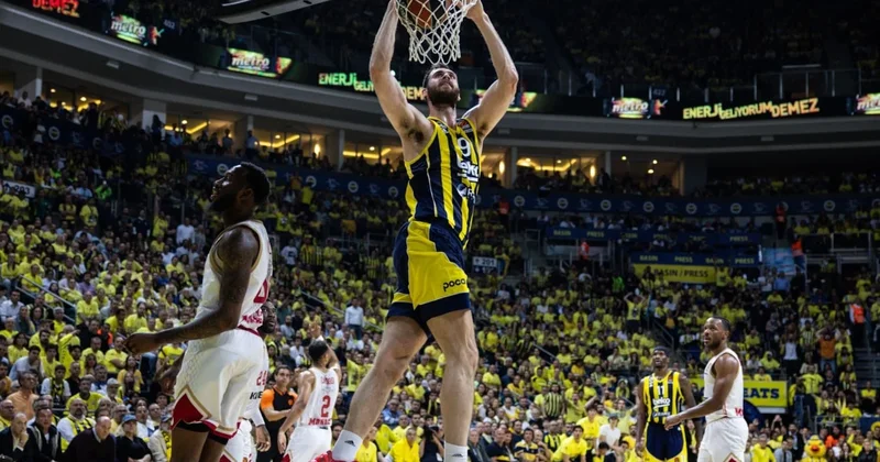 Fenerbahçe nin eski yıldızı Anadolu Efes te Sözcü Gazetesi
