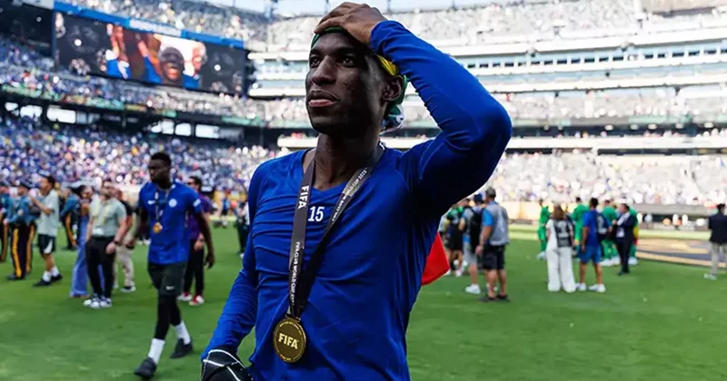 Shocking move: Manchester United reportedly eye Chelsea s Nicolas Jackson