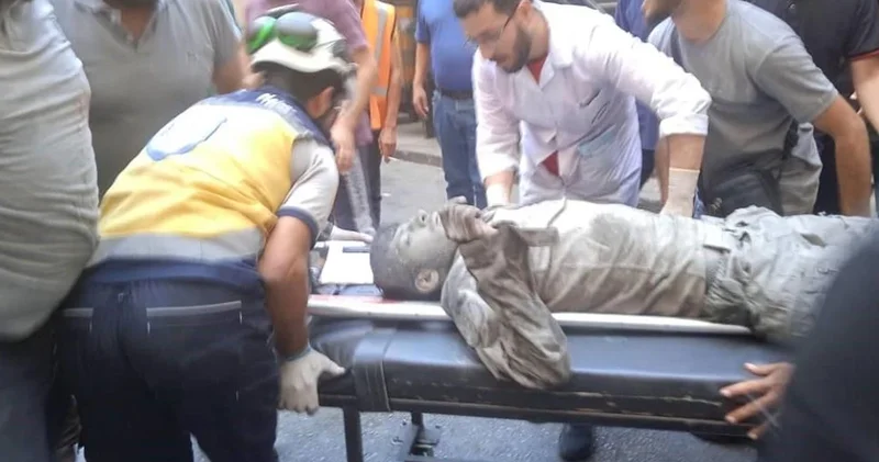 İsrail’in Şam’a düzenlediği saldırıda yaralılara müdahale anları ortaya çıktı