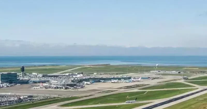 Kanada da özel bir uçağın kaçırılması nedeniyle hava sahası kapatıldı