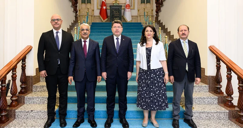 Adalet Bakanı Tunç ile görüşme gerçekleştiren DEM Parti heyetinden ilk açıklama